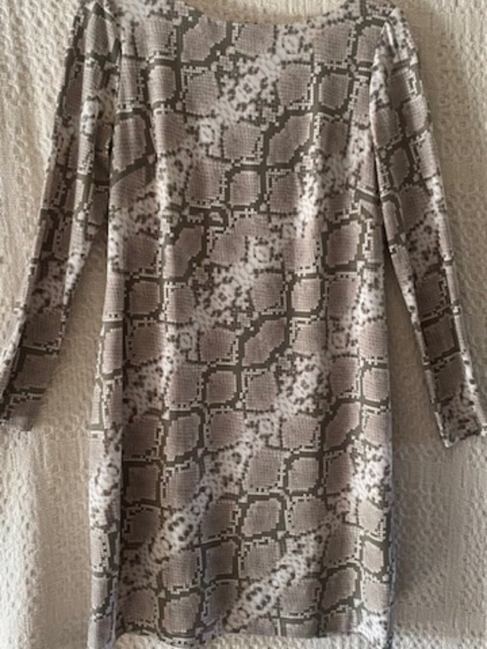 Vince Camuto python print knee-length dress